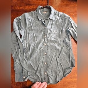 Hollister Casual Green Button-Down Shirt